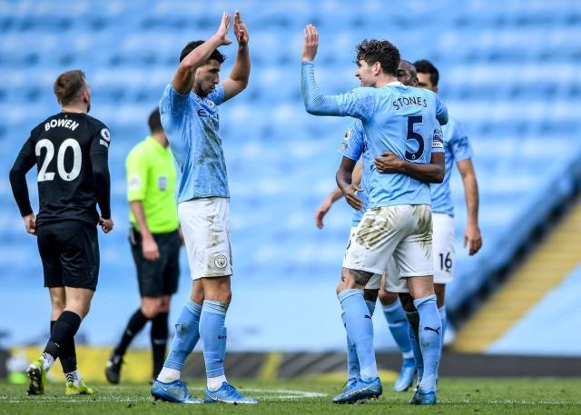 db真人官方网站-开始碾压？曼城“倒车”再胜 名嘴直言冠军几无悬念